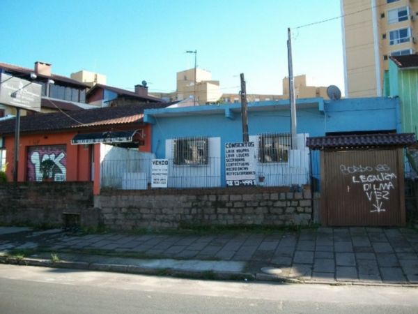 Terreno com 363m², 2 dormitórios no bairro Cristal em Porto Alegre para Comprar