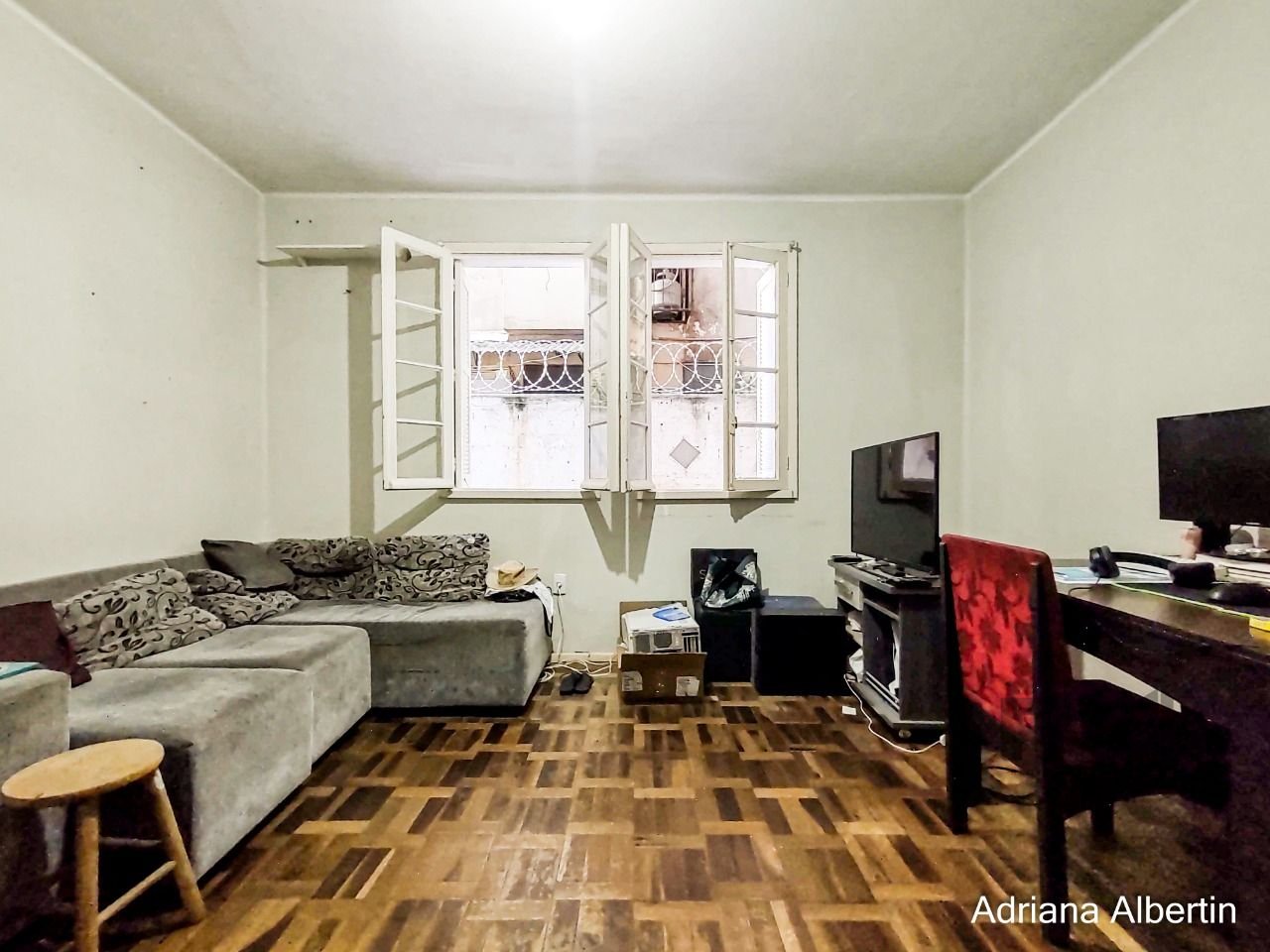 Apartamento à venda com 2 quartos, 76m² - Foto 1