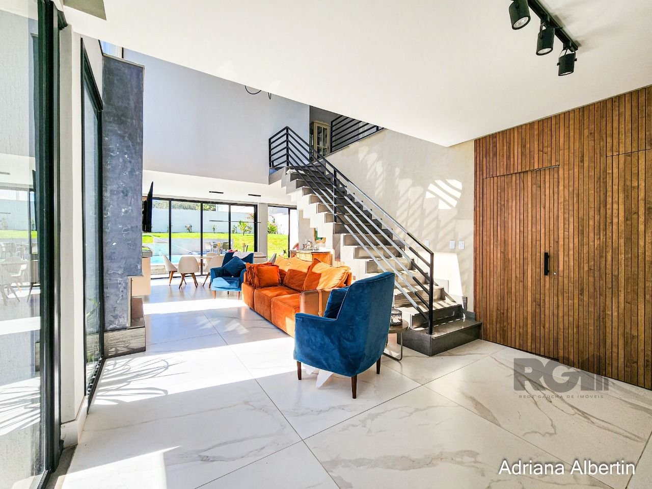 Casa de Condomínio à venda com 4 quartos, 262m² - Foto 7