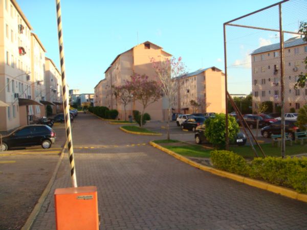 Apartamento com 36m², 2 dormitórios, 2 vagas no bairro Vila Nova em Porto Alegre para Comprar