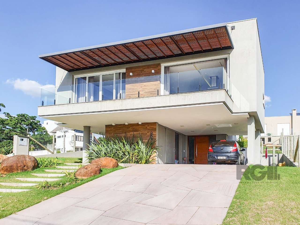 Casa Condominio com 293m², 3 dormitórios, 3 suítes, 2 vagas no bairro Alphaville em Porto Alegre para Comprar